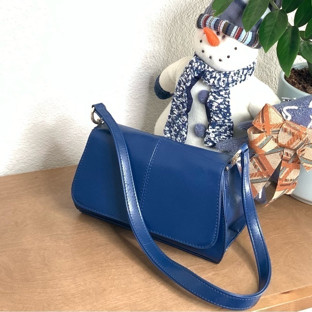 Liz Claiborne Flap Snap Closure Small Handbag
